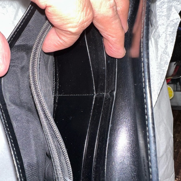 Prada Long Wallet in great condition please look at picture - Picture 6 of 15